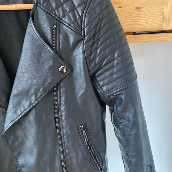 Faux leather jacket - Picture 3 of 5